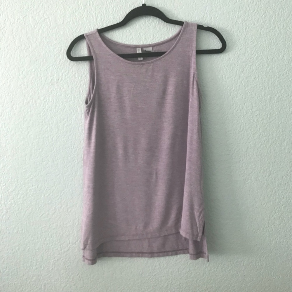 Light purple tank top